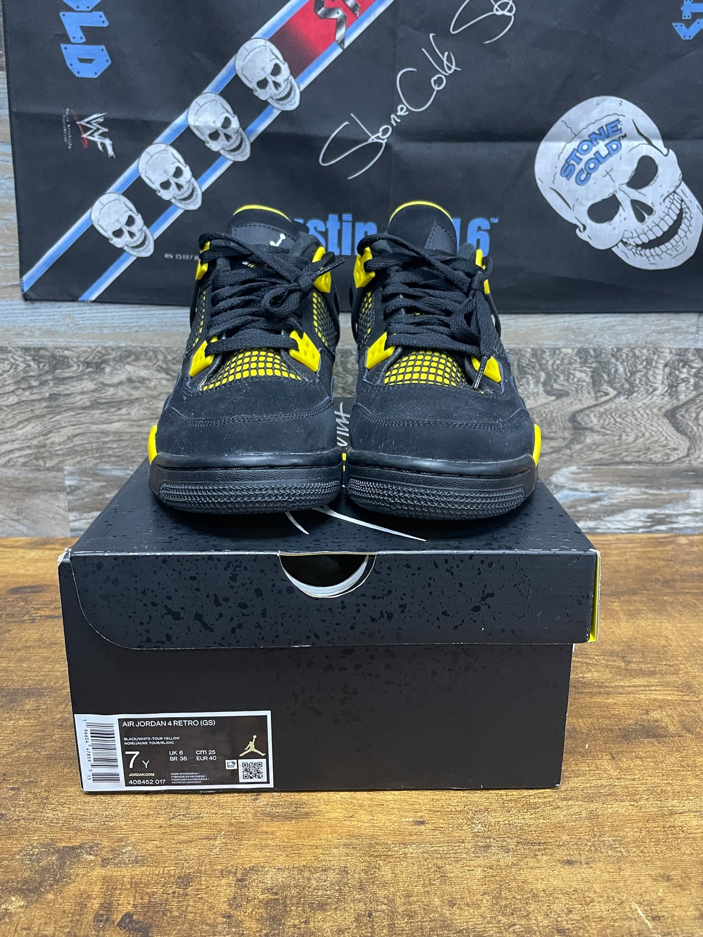 7Y - Jordan 4 Thunder GS