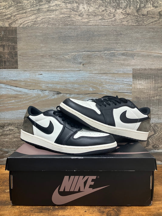 Air Jordan 1 Low Mocha 12