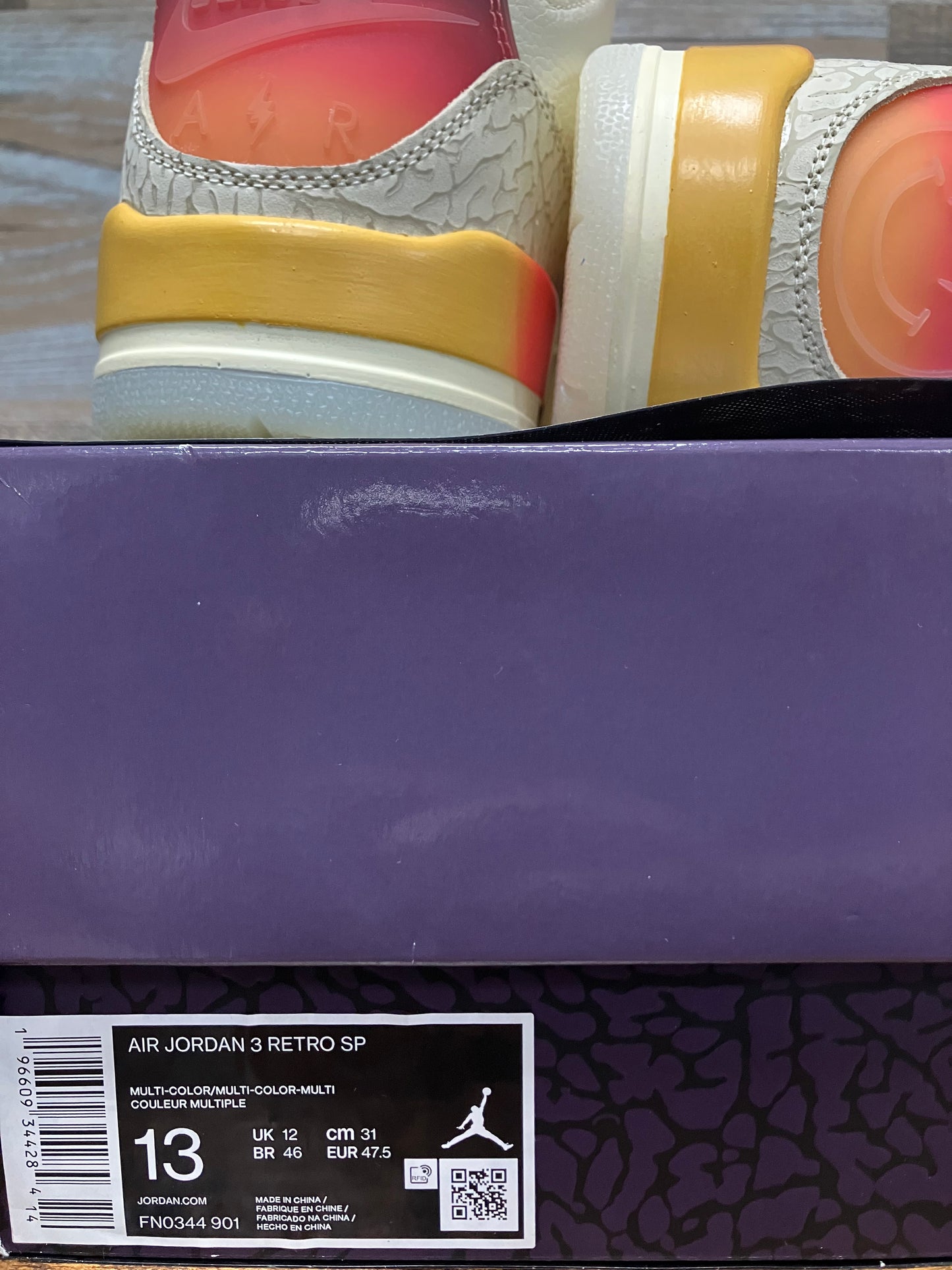 13-Air Jordan 3 J Balvin ‘Medellin Sunset’