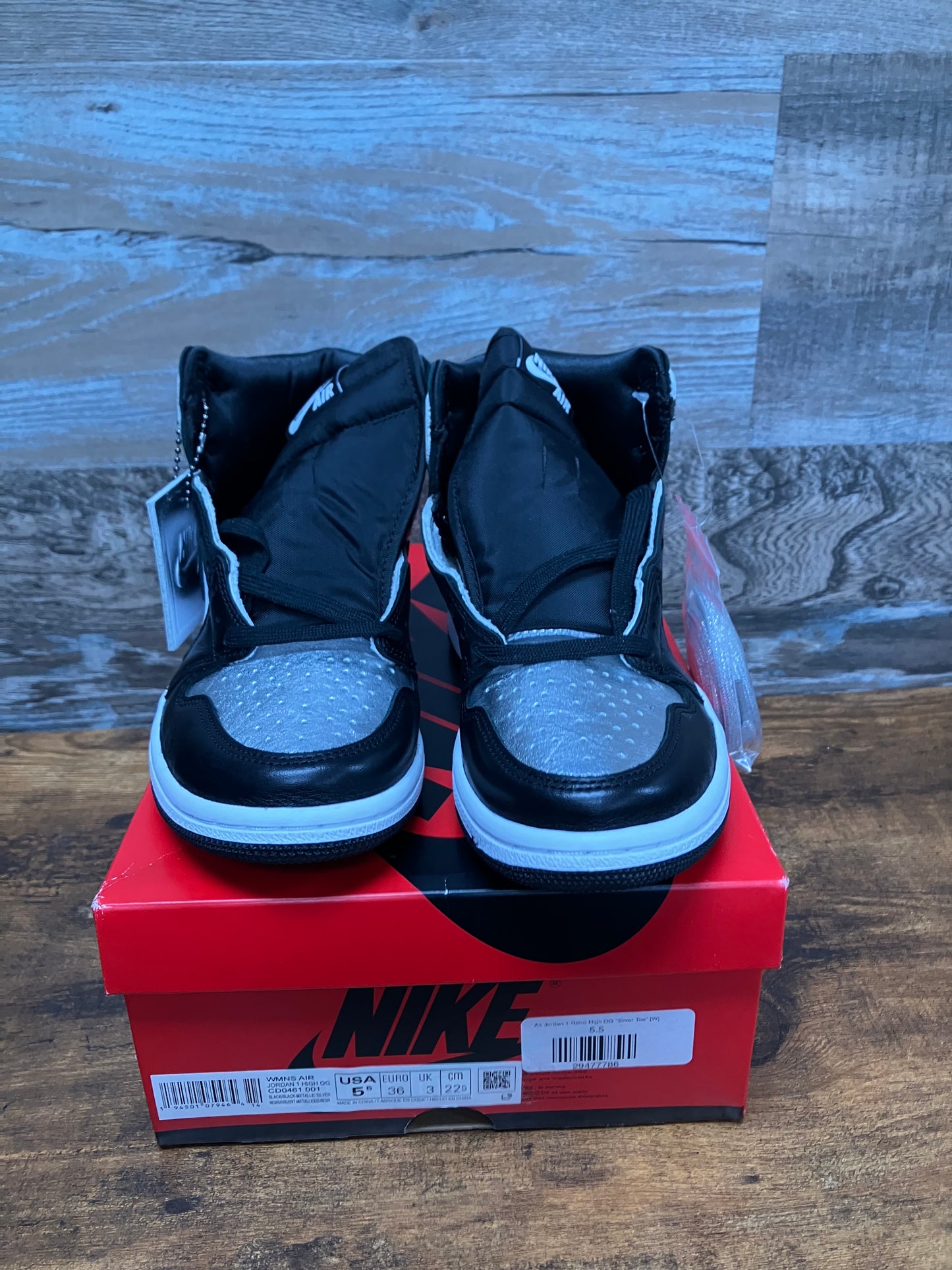 Jordan 1 Silver Toe Size 5.5