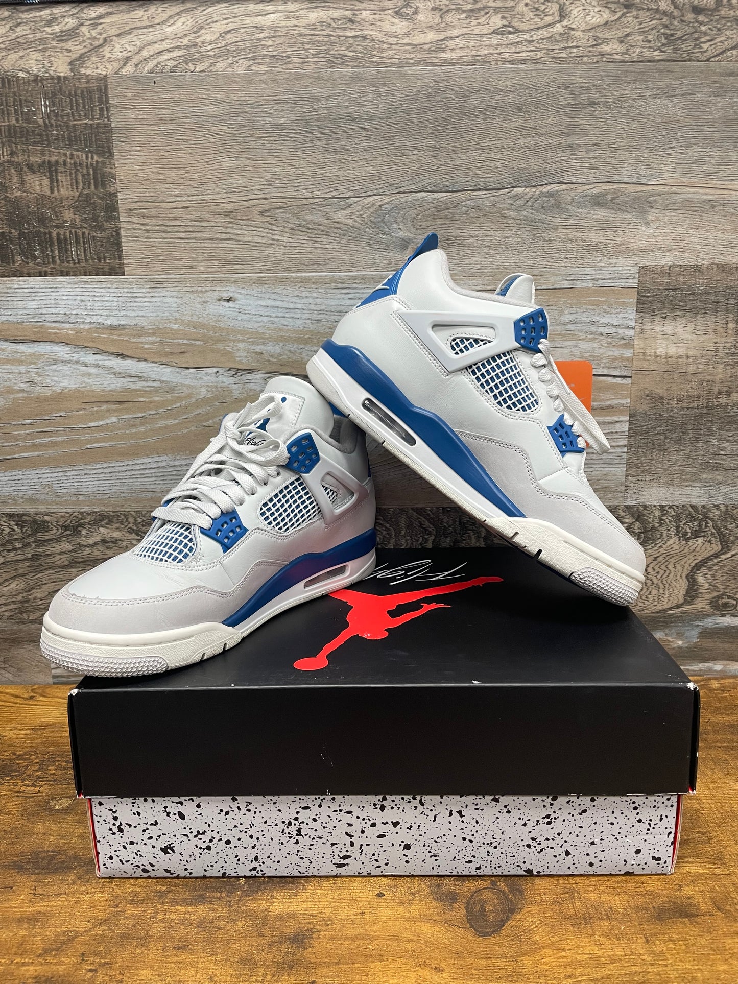 Air Jordan 4 Military Blue 8