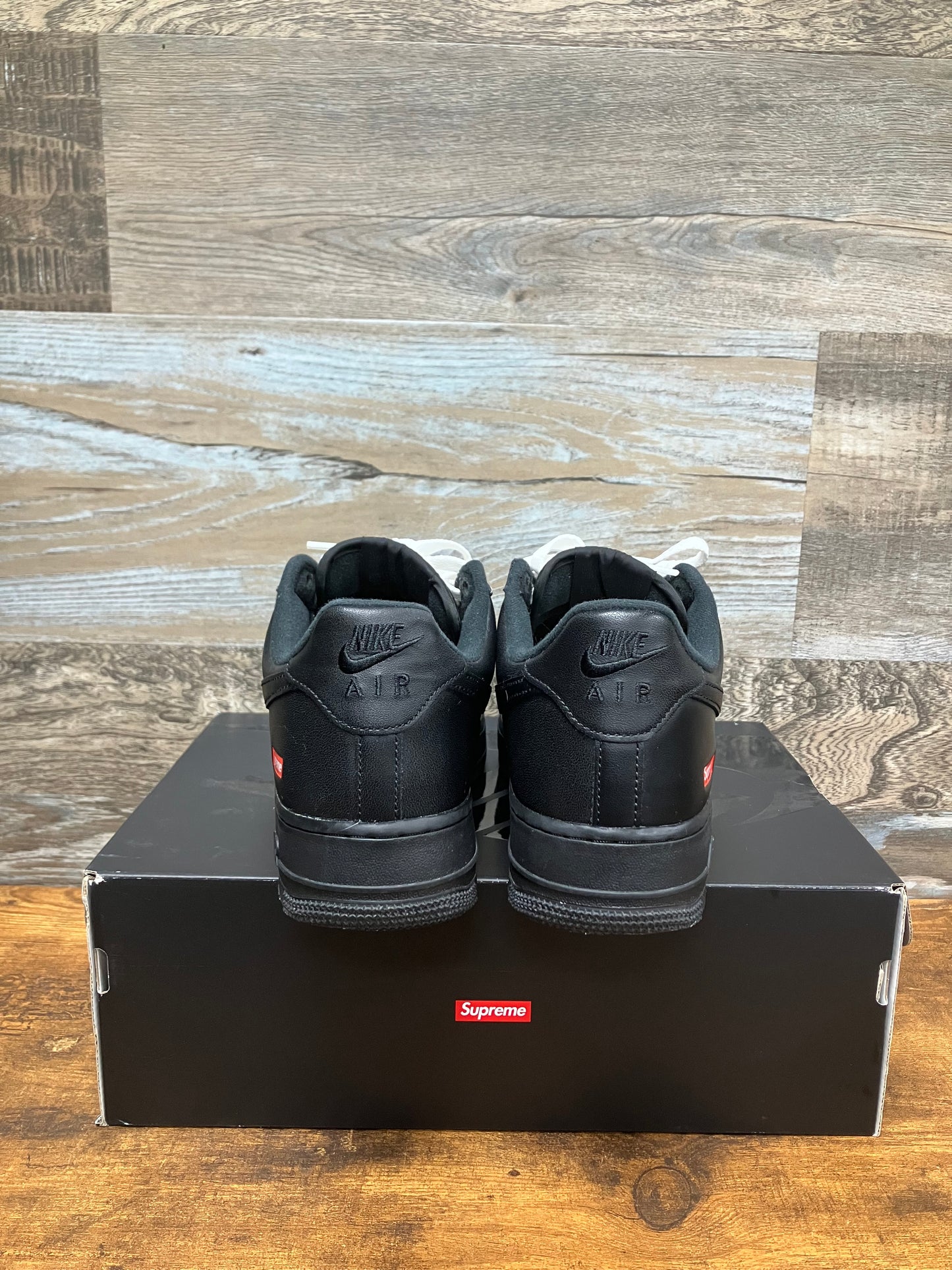 Air Force Supreme Black Size 9
