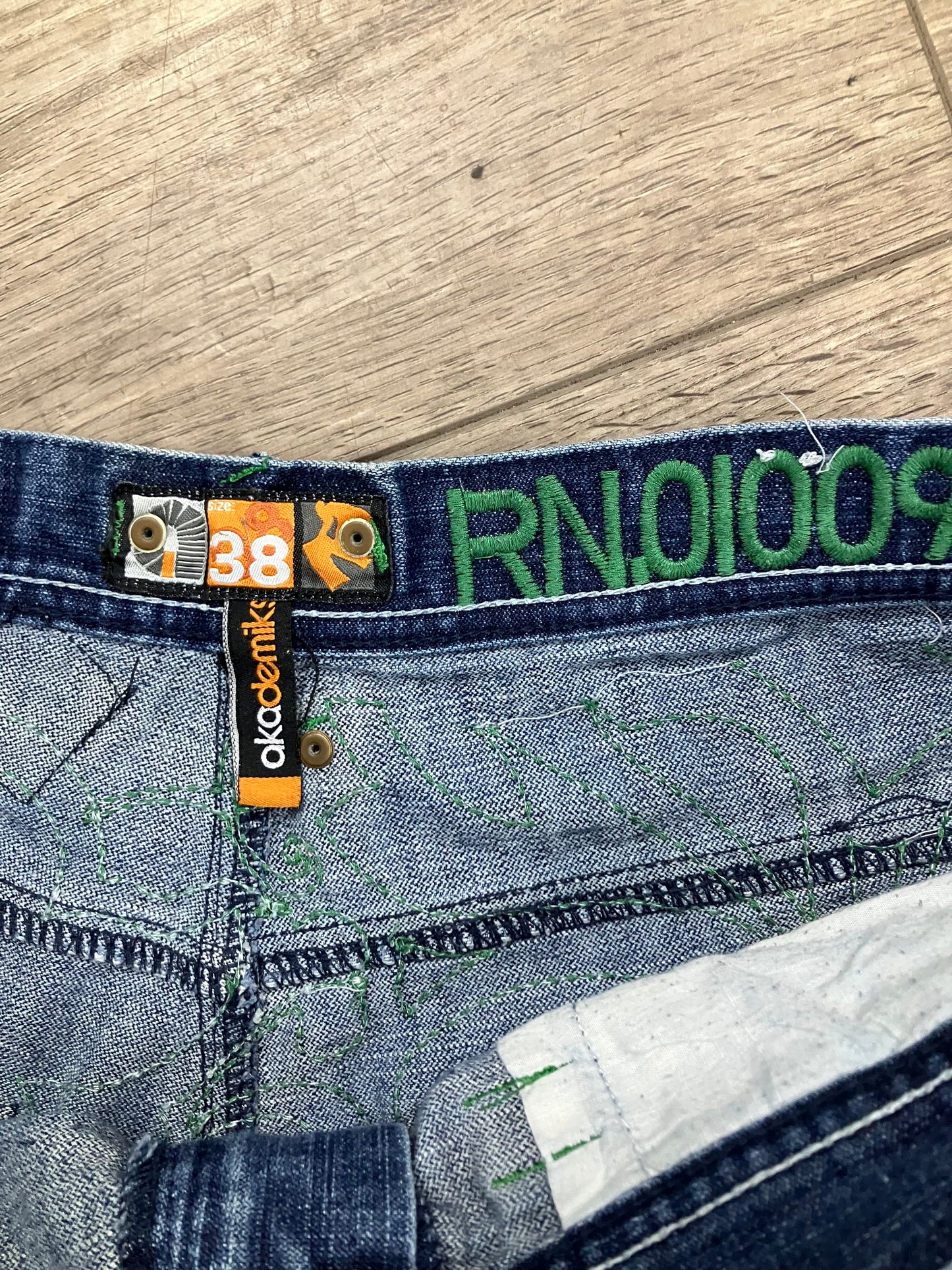 38 - Vtg Akademics Jorts Embroidery
