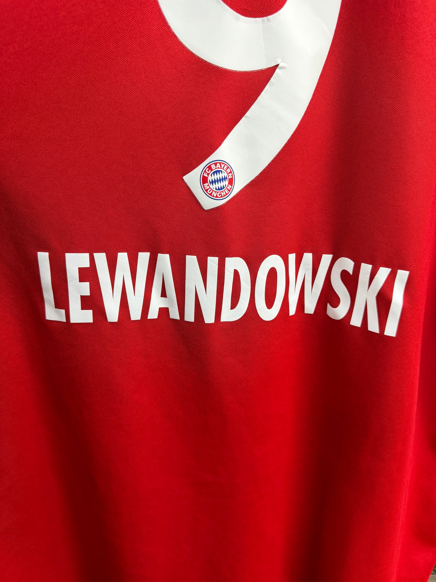 2XL - Bayern Munchen Lewandowski #9 2016 Jersey