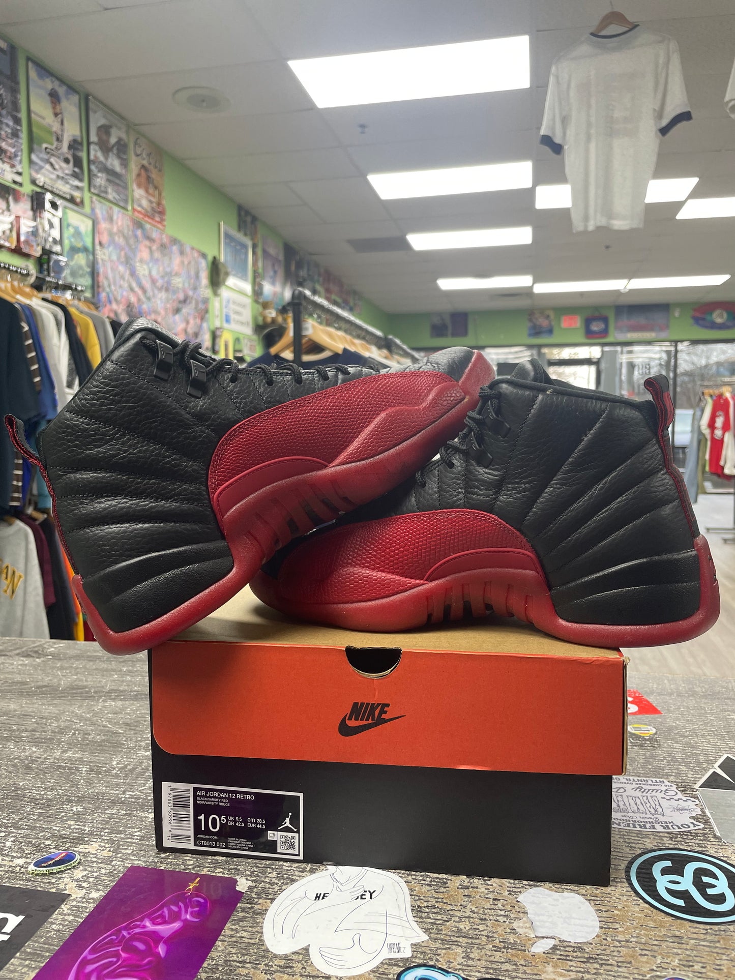Jordan 12 Flu game Size 10.5