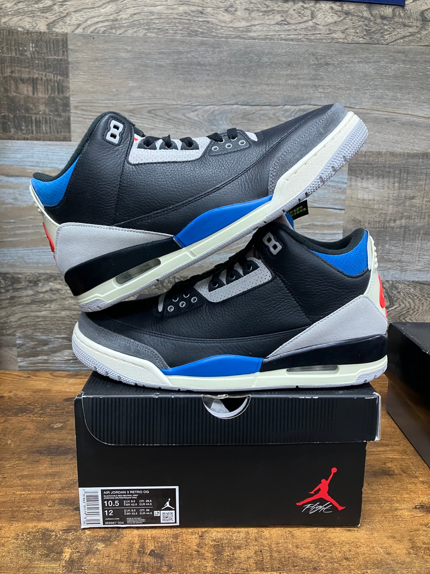 Jordan 3 Rare Air Size 10.5