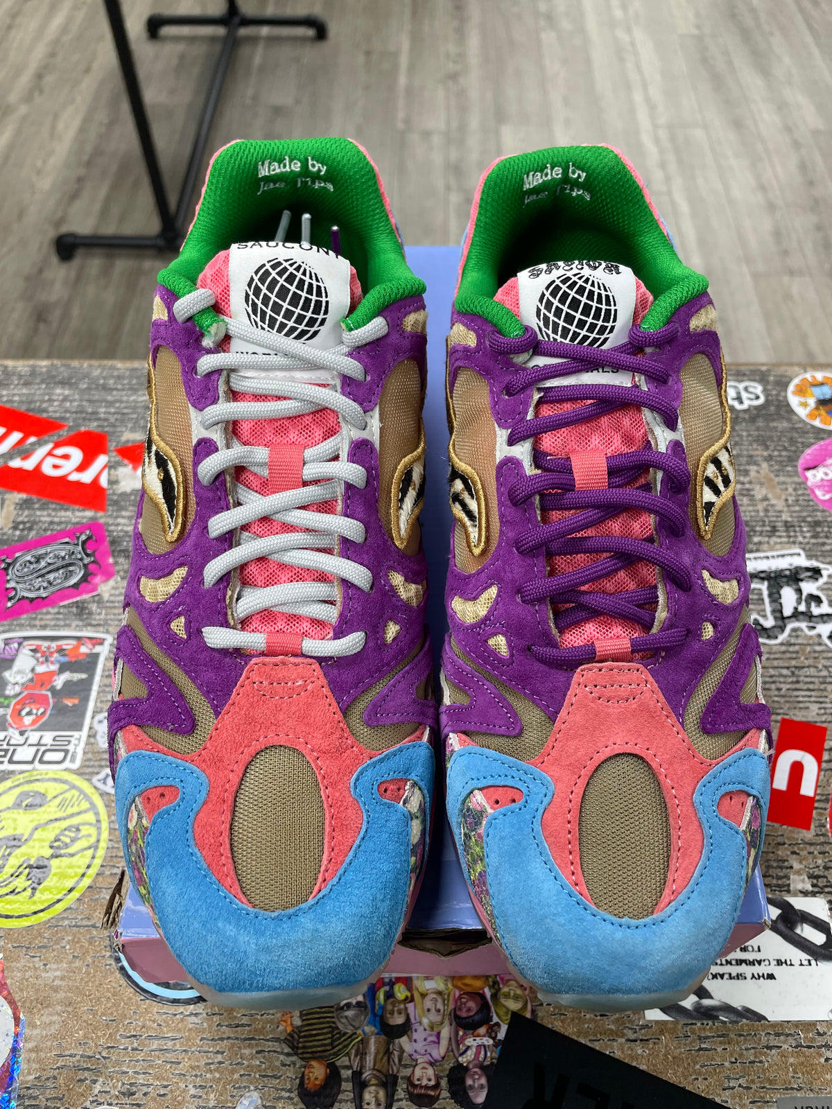 11 - Saucony Grid Azura 2000 Jae Tips