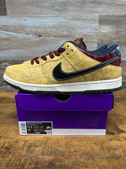 11.5 - SB dunk low City of cinema