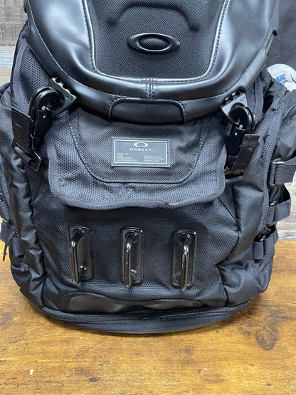 OS - Oakley Kitchen Sink Backpack