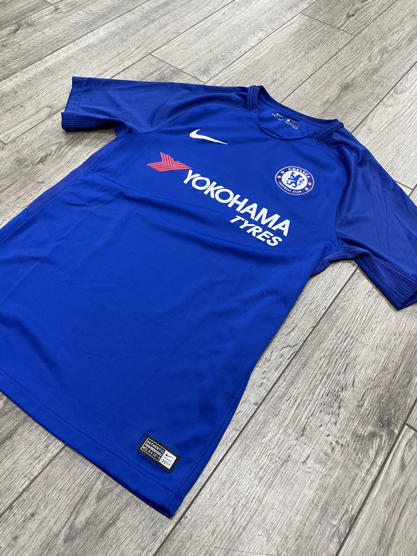 Nike Chelsea FC 2017-2018 home kit S