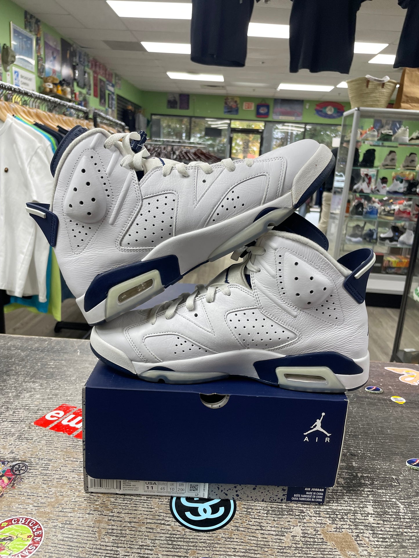 Jordan 6 Midnight Navy Size 11