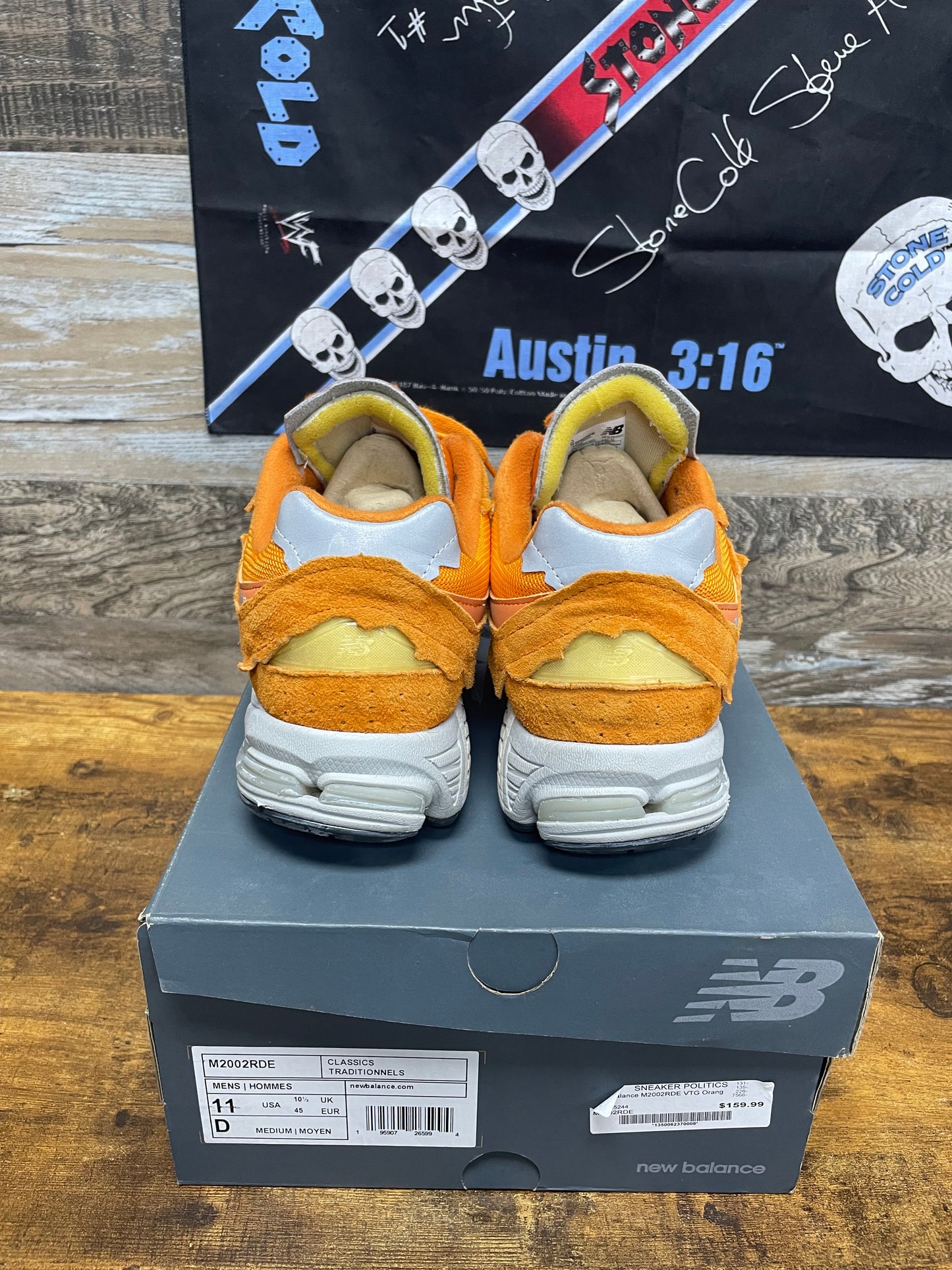 11 - New balance 2002r Protection Pack Orange