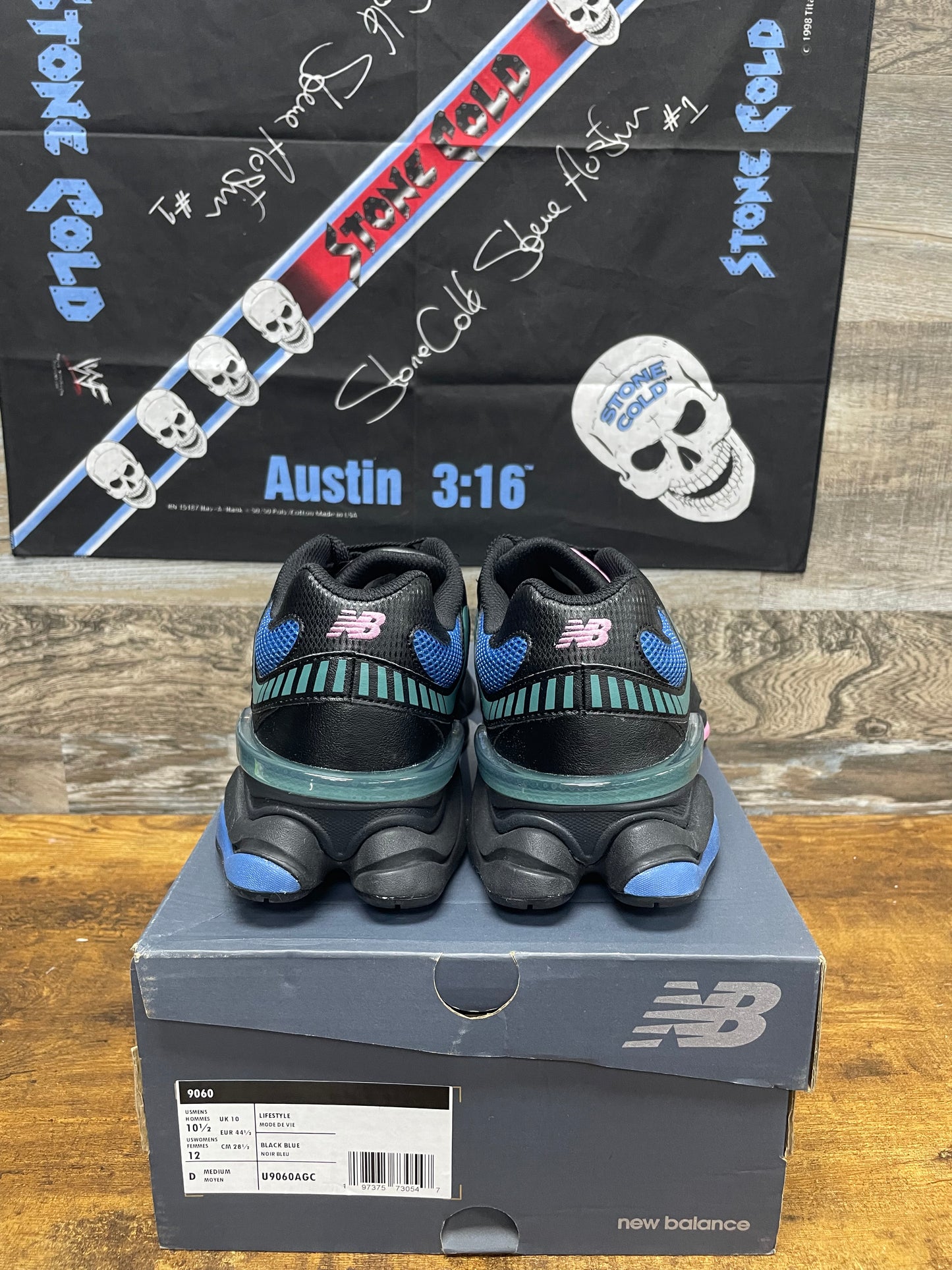 10.5 - New Balance 9060 'Black Blue Agate'