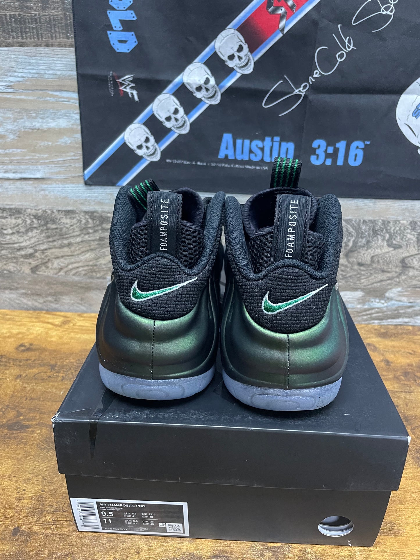 9.5 - Nike Air Foamposite Pro "Pine Green" sneaker