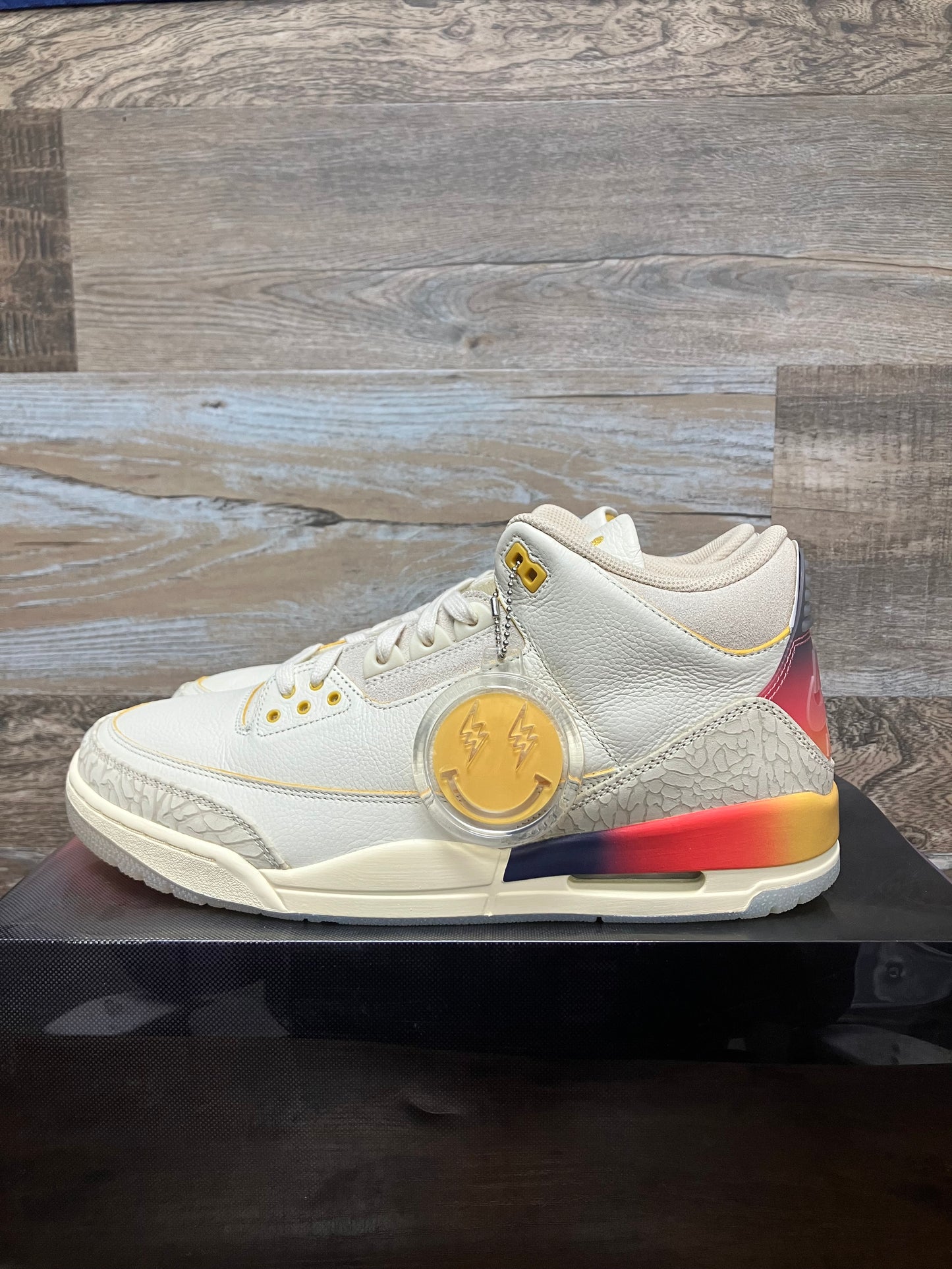 13-Air Jordan 3 J Balvin ‘Medellin Sunset’