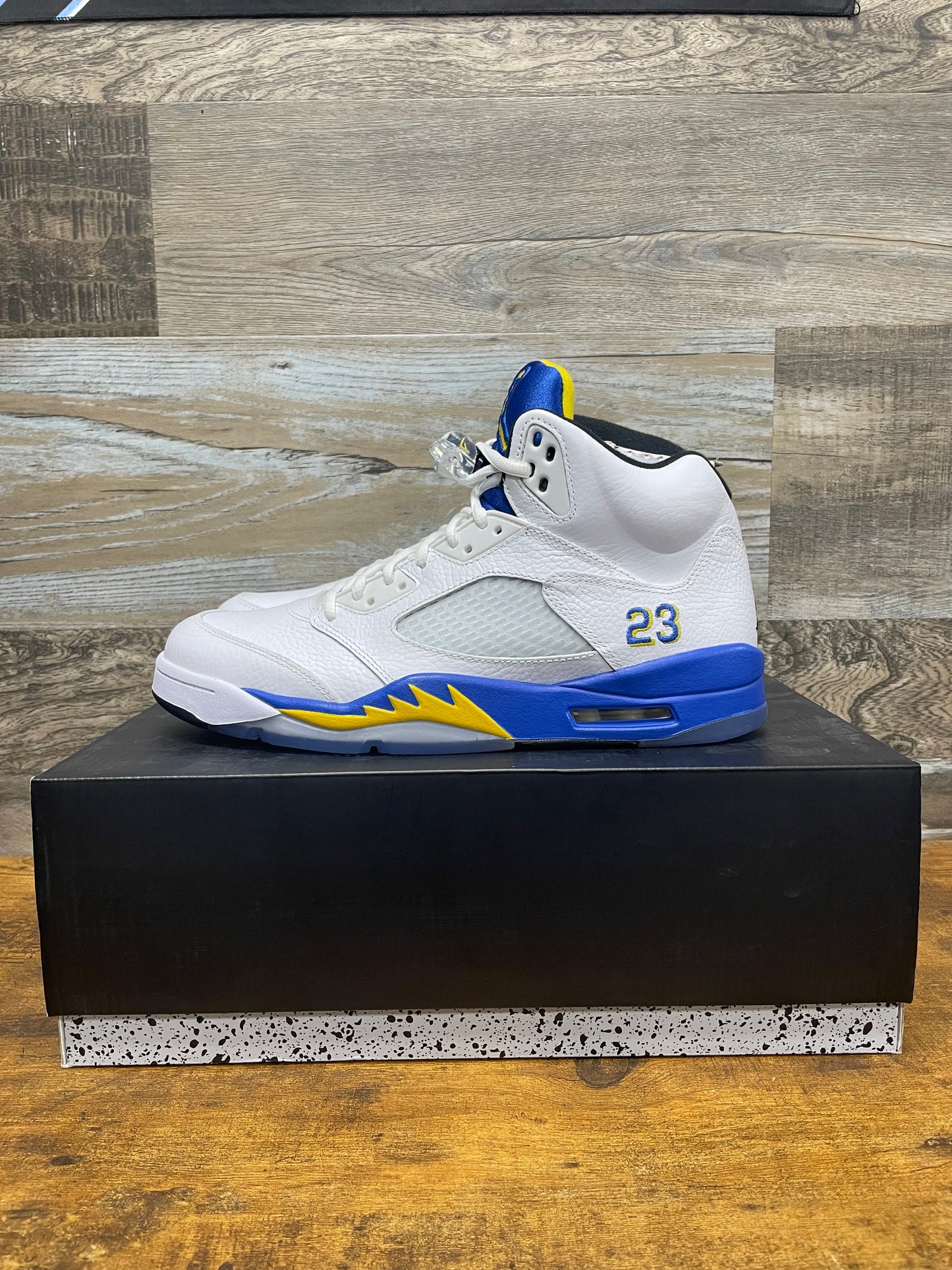 Air Jordan 5 Retro 2013 Laney 11
