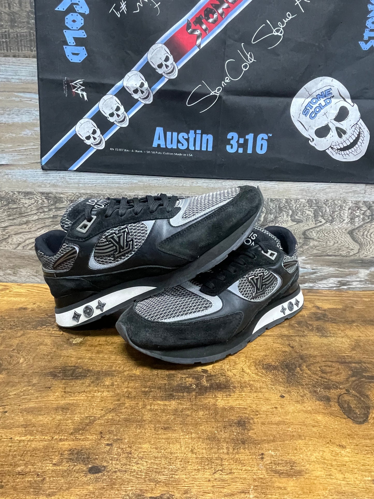 8 - Louis Vuitton Run Away Black and Grey