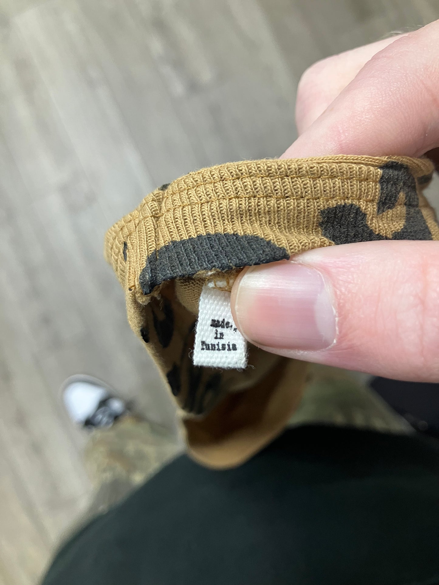 Maison Margiela AIDS Awareness V-neck Size Small