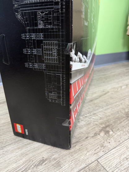 Lego Manchester United Old Trafford stadium set (New sealed)