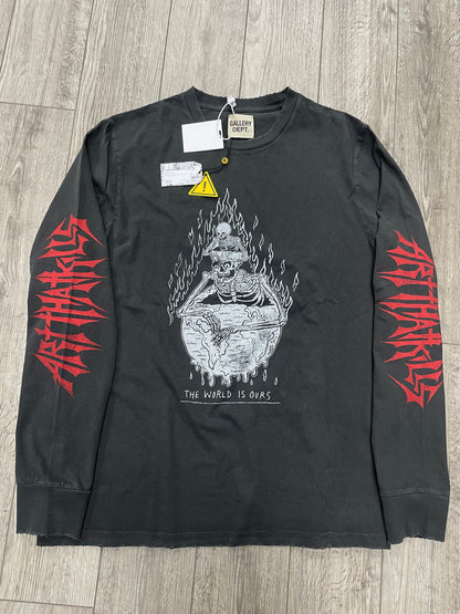 XL - Gallery Dept. ‘The world is ours’ Long Sleeve Shirt