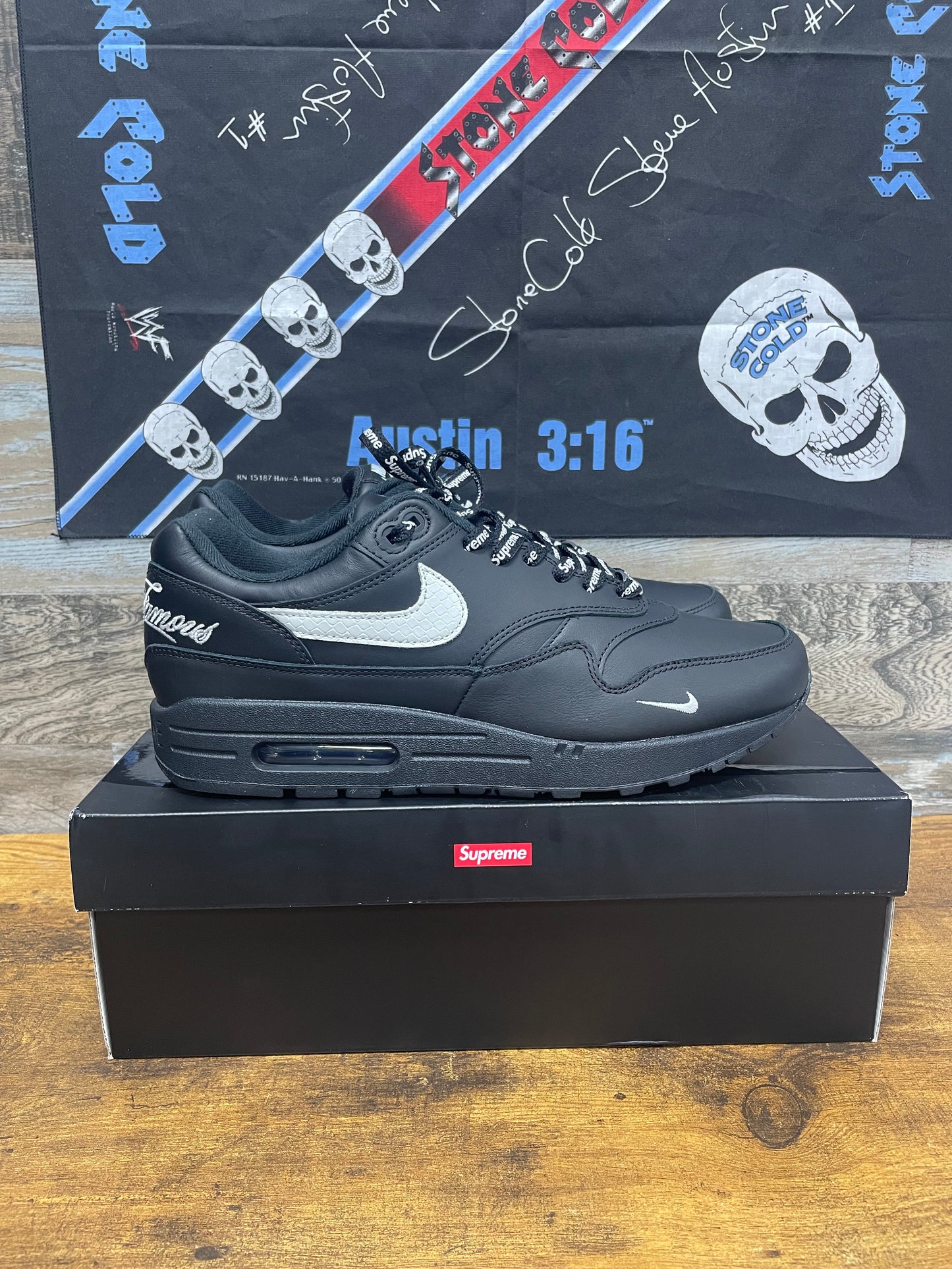 Supreme Nike Air Max 1 '87 SP 10.5