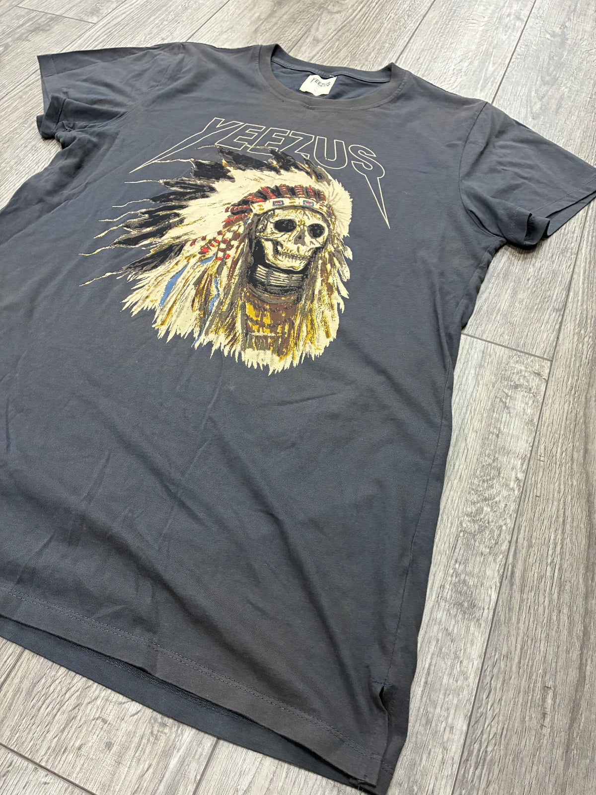 L - Kanye Yeezus Tour shirt