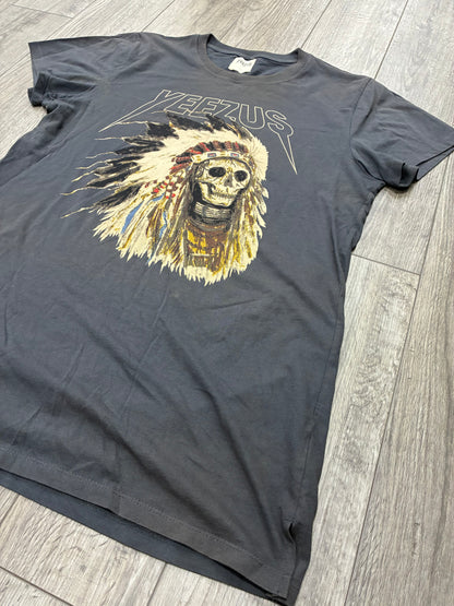 L - Kanye Yeezus Tour shirt
