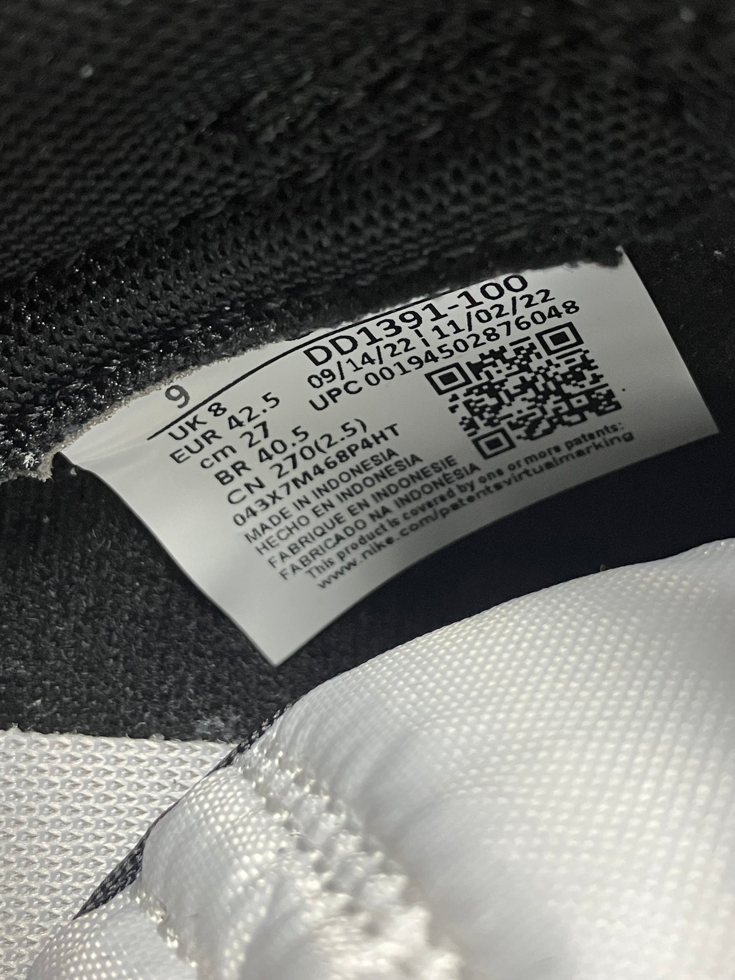 Nike Dunk Low Panda 9