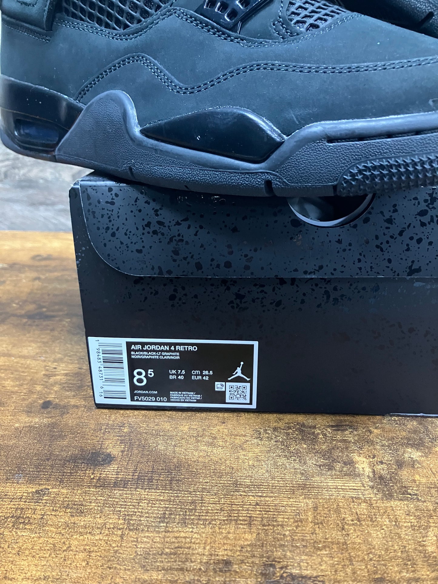 8.5 - Nike Air Jordan 4 Retro "Black Cat" sneakers