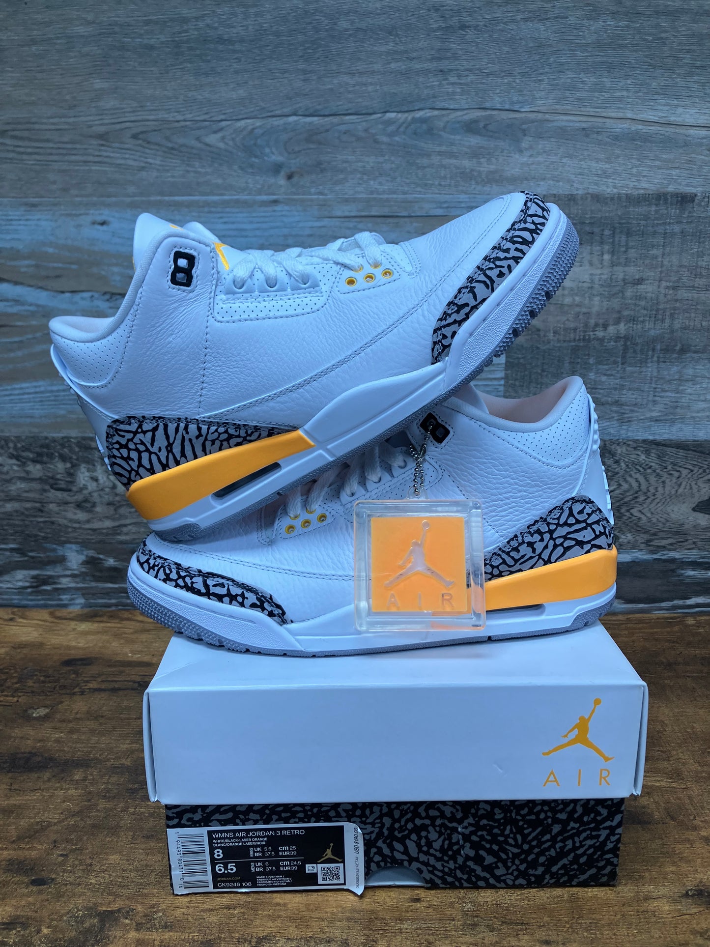 Jordan 3 Laser Orange Size 8W/6.5M