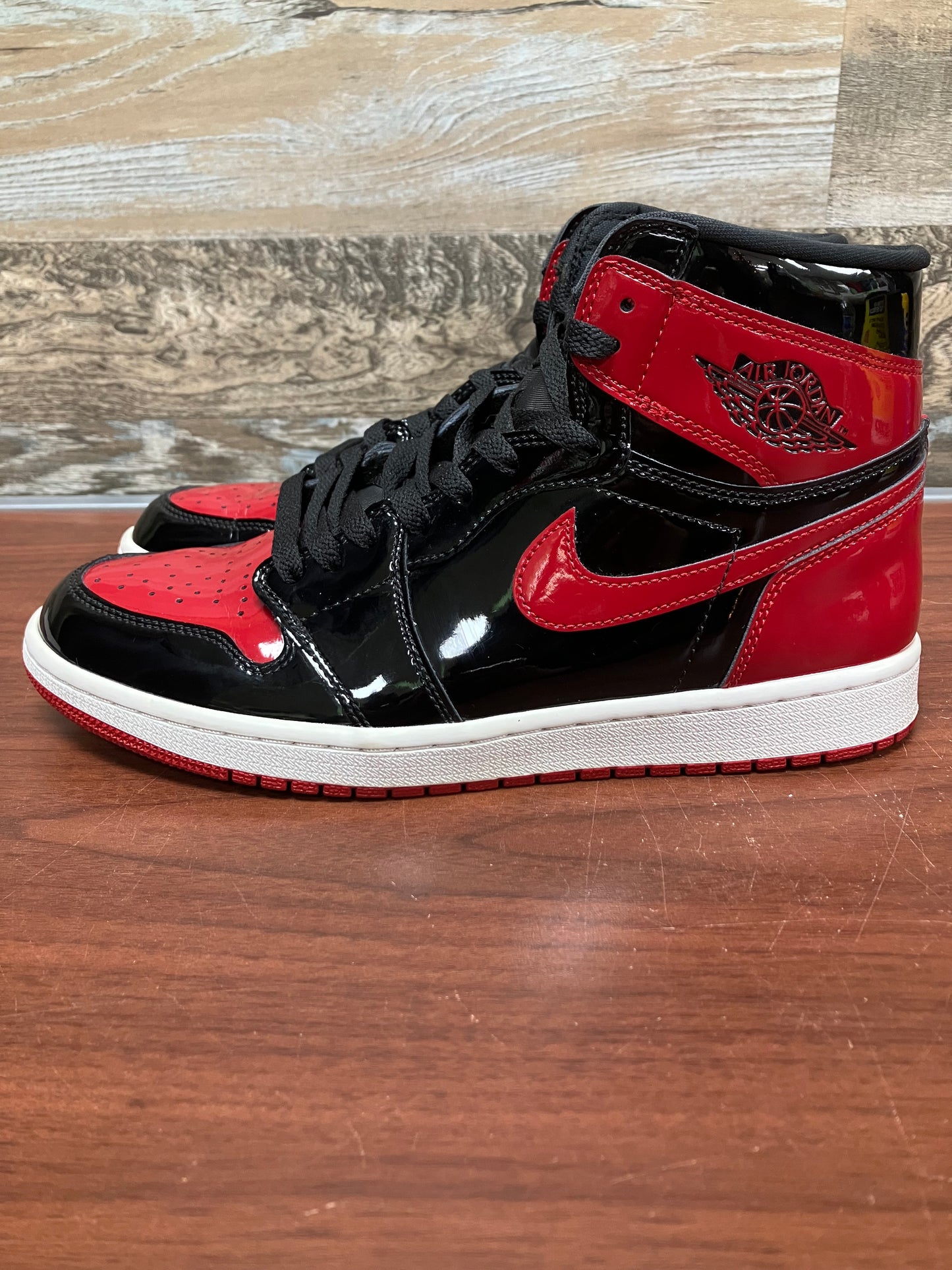 Jordan 1 high Patent Size 10.5