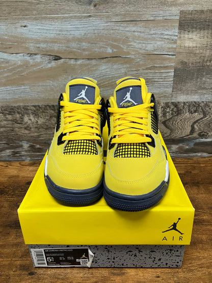 Jordan 4 Lightning Size 5.5y