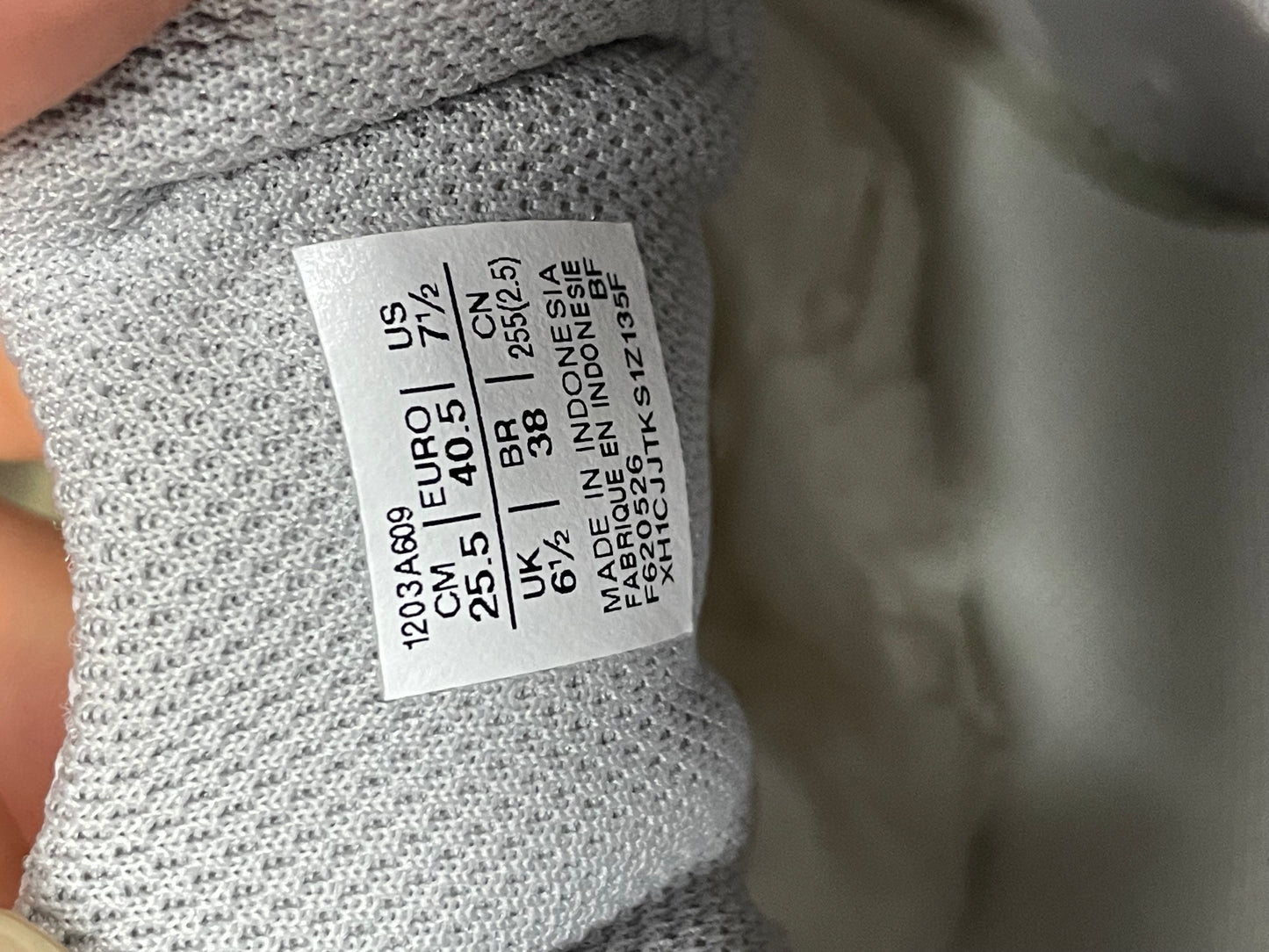 7.5M - ASICS Gel 1130 New white piedmont