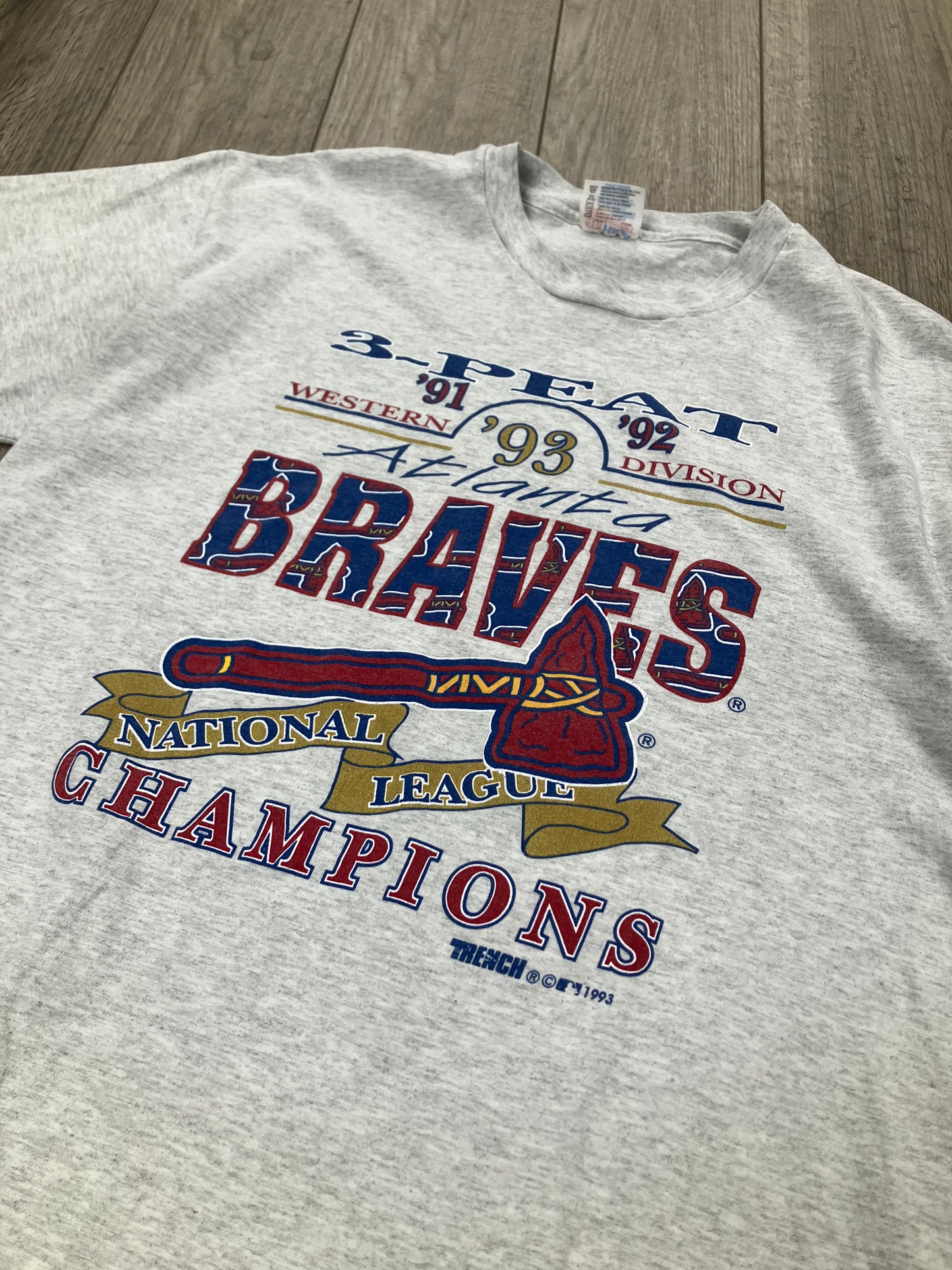 Atlanta Braves Vintage World Champions Tee L