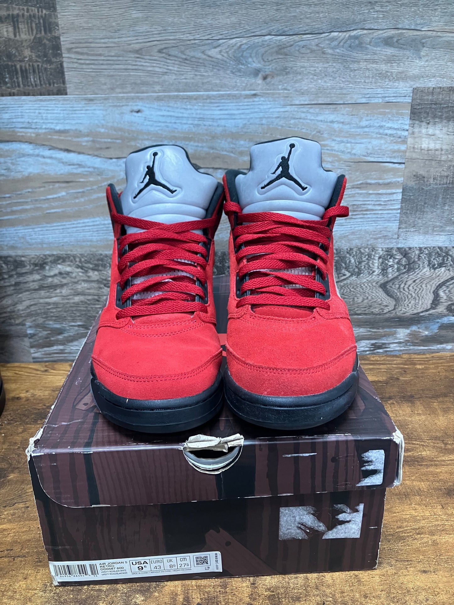 Jordan 5 Raging Bull Size 9.5