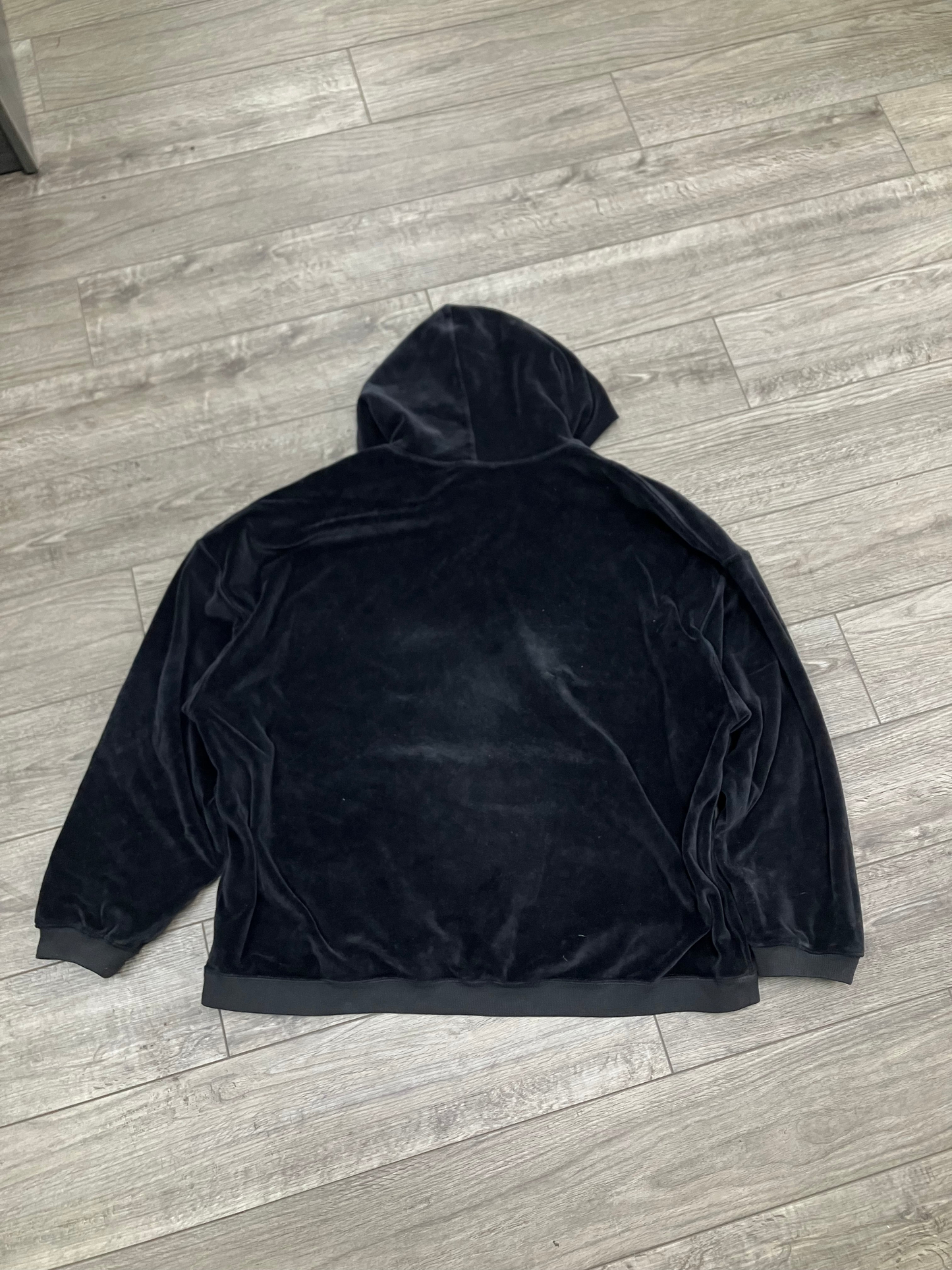 M - Yeezy Season 5 black velour hoodie