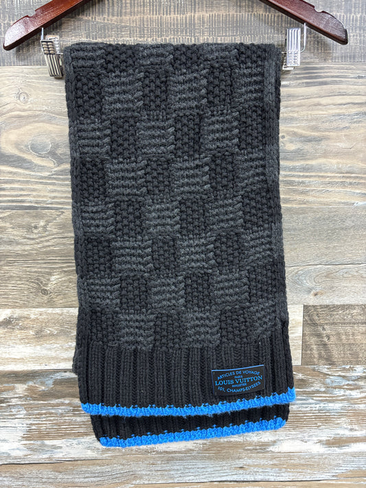 Louis Vuitton Echarpe Helsinki Taiga Cashemere Scarf