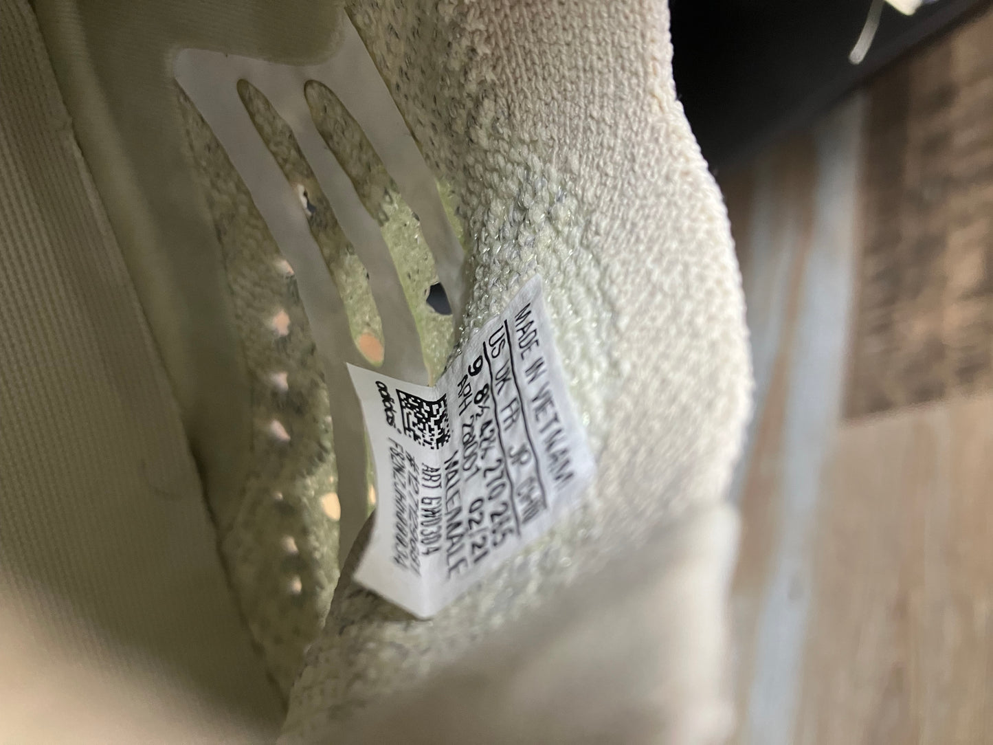 Adidas Yeezy Boost 380 Calcite Glow 9
