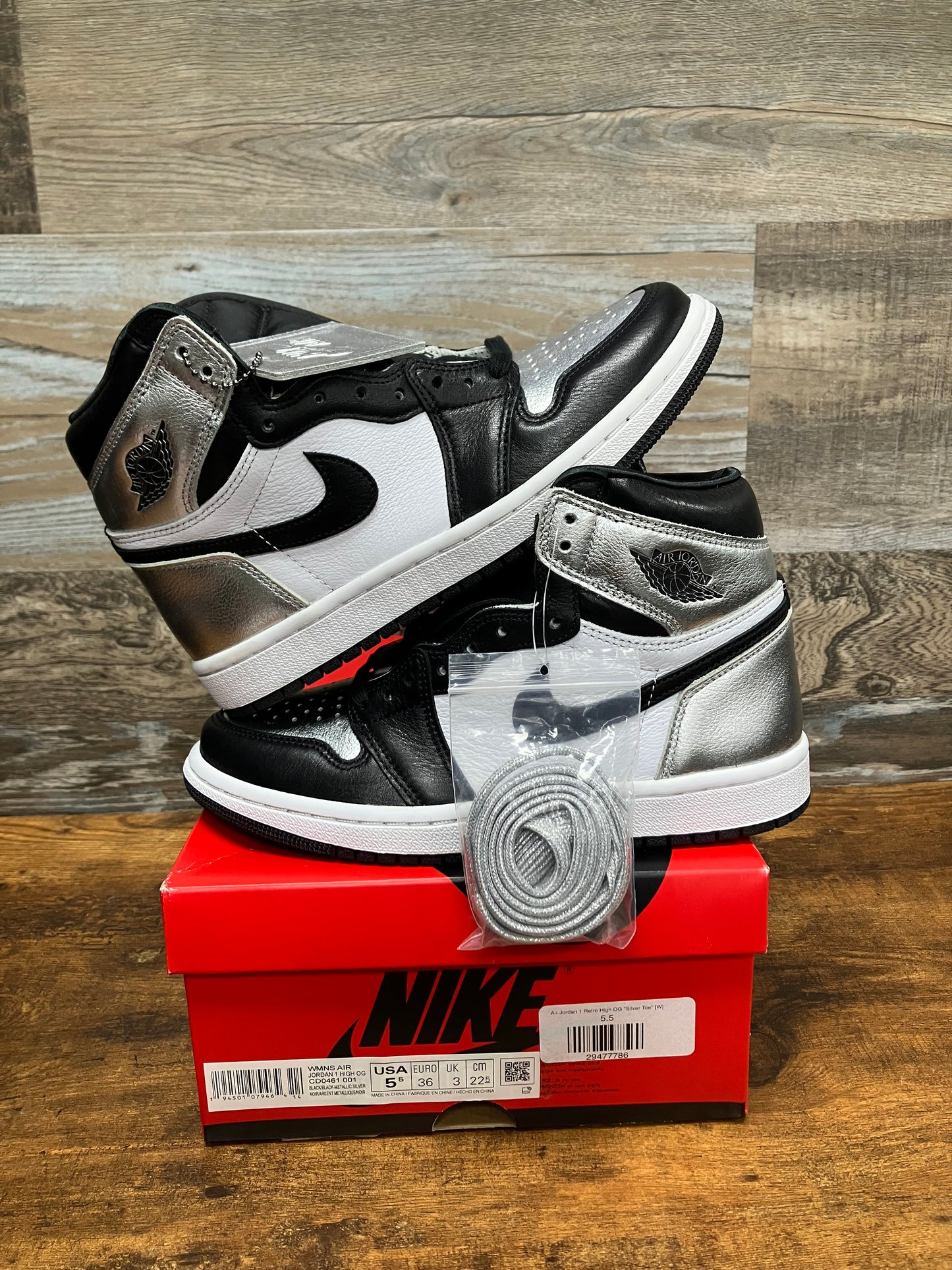 Jordan 1 Silver Toe Size 5.5