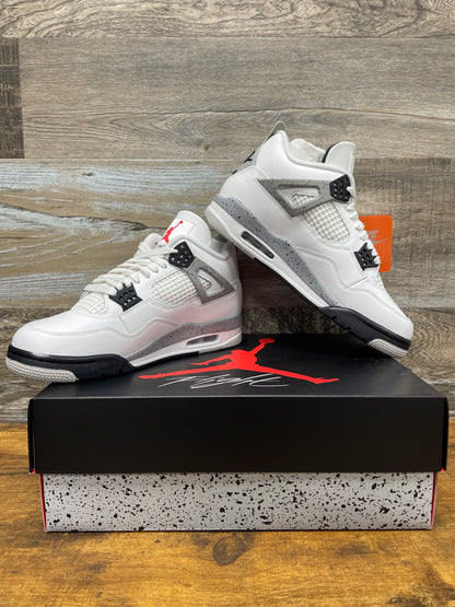 Air Jordan 4 White Cement Size 8.5