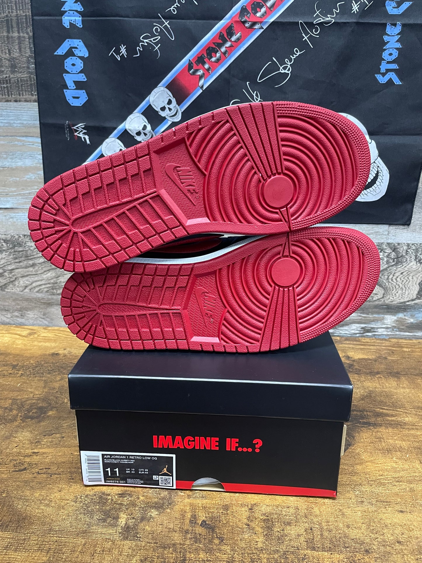 Jordan Low 1 Banned 2025 Size 11