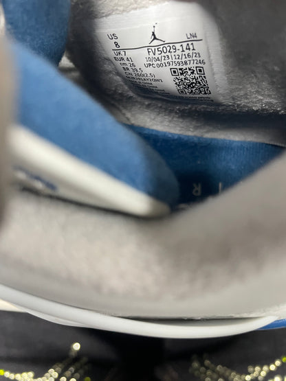 Air Jordan 4 Military Blue 8