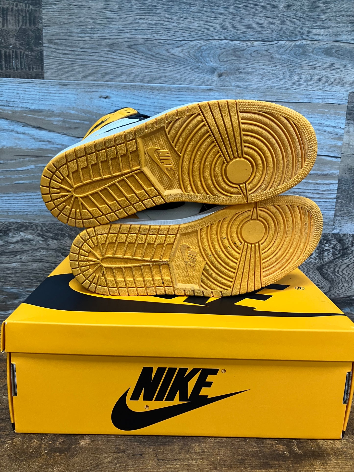 Air Jordan 1 Taxi Sz 8.5