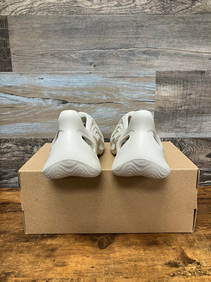 Adidas Yeezy Foam RNNR “ARARAT” 14