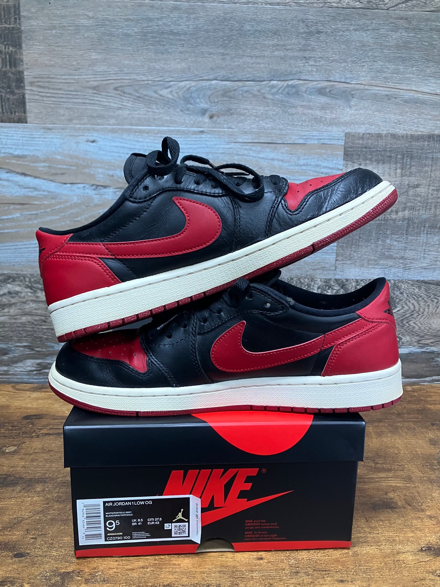 Jordan 1 Low Bred Size 9.5