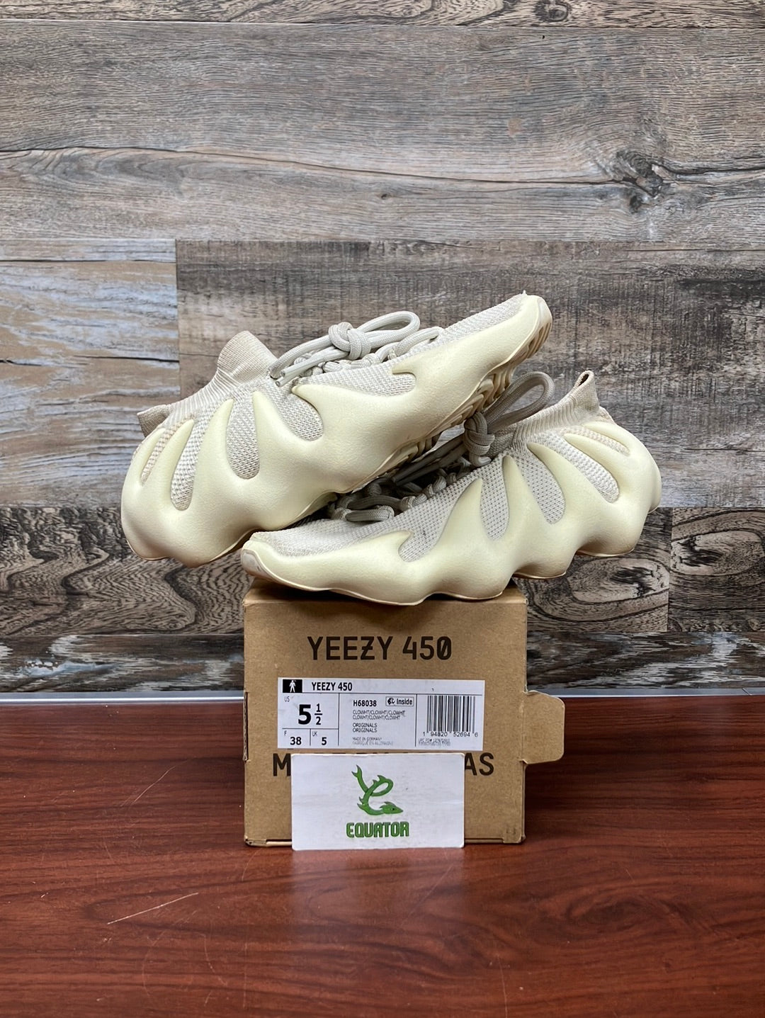 Adidas Yeezy 450 Cloud White Size 5.5