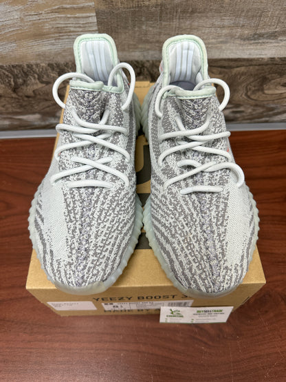 Yeezy 350 v2 blue tint Size 8.5 New