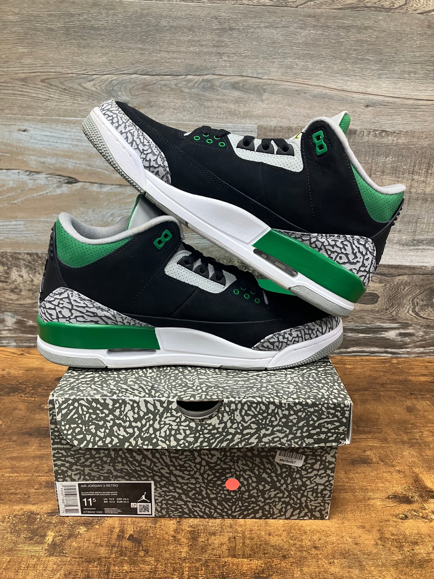 Jordan 3 Pine Green Size 11.5
