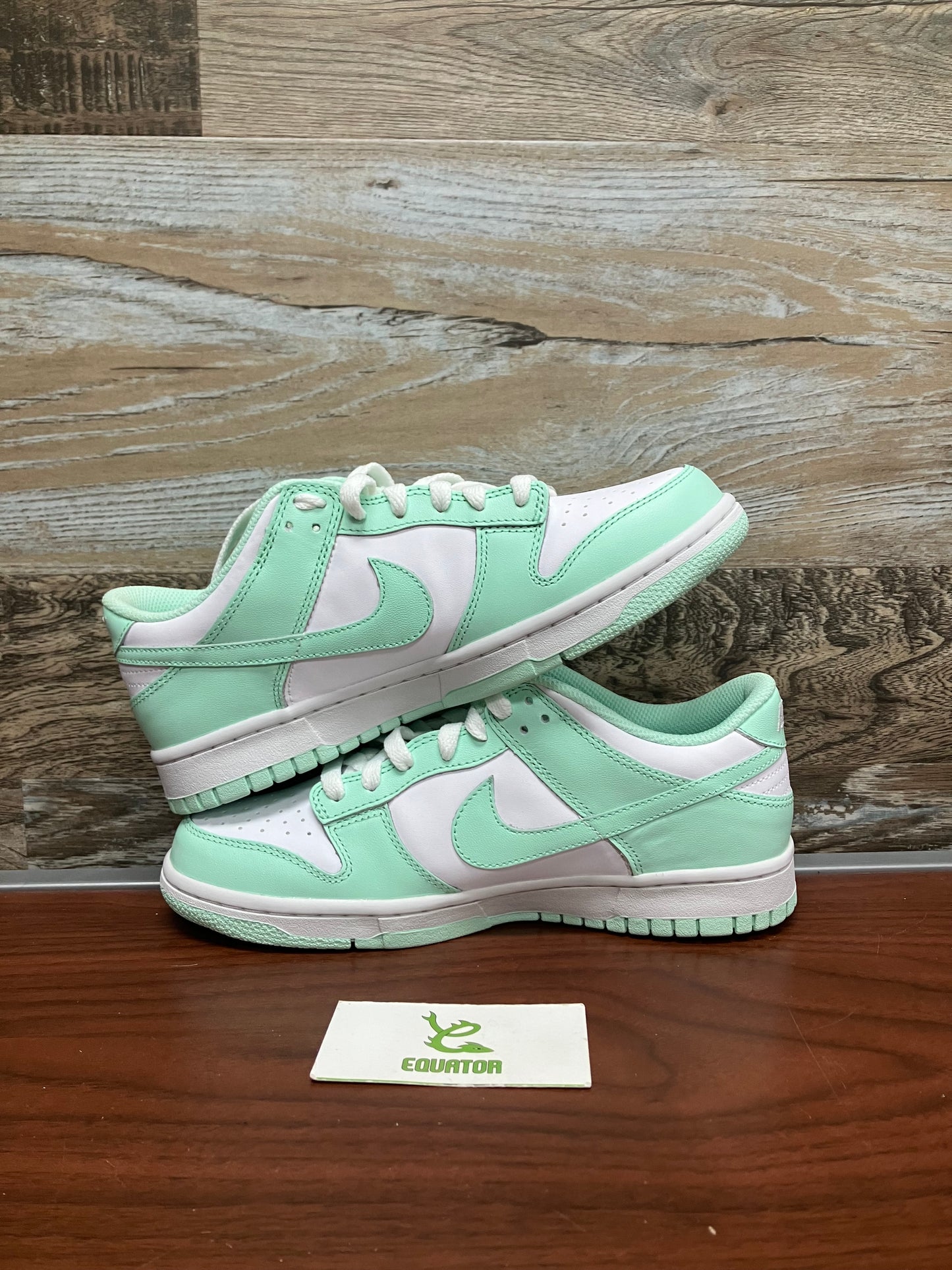 Nike Dunk Low Mint Foam Size