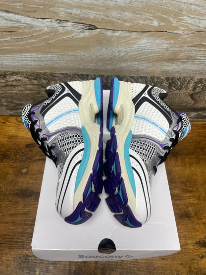 9 - Saucony ProGrid Triumph 4 sneaker